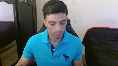 Snapshot of _schnnneider_ chatting on 09/23/25, 01:58 SCHNEIDER online show from 09/23/25, 01:58