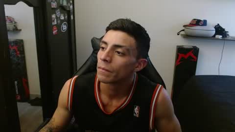 Snapshot of _schnnneider_ chatting on 06/26/26, 10:03 SCHNEIDER online show from 06/26/26, 10:03