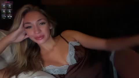 Snapshot of _secretdesire chatting on 07/25/26, 02:47 Kat online show from 07/25/26, 02:47