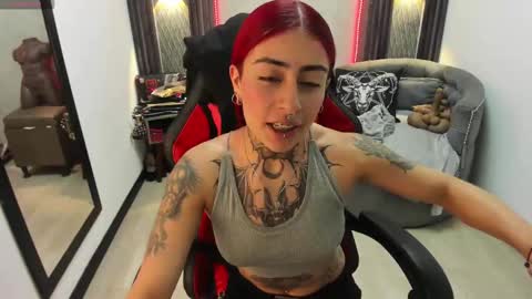 Snapshot of _selene_red chatting on 02/25/25, 03:49 Selene online show from 02/25/25, 03:49