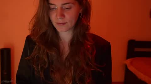 Lia online show from 04/24/26, 08:33