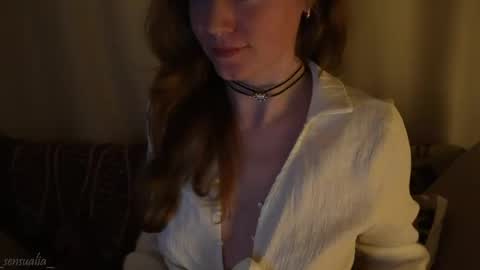 Snapshot of _sensualia_ chatting on 05/31/26, 08:10 Lia online show from 05/31/26, 08:10