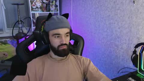 Snapshot of _serious_man chatting on 11/03/25, 02:02 Ask me online show from 11/03/25, 02:02