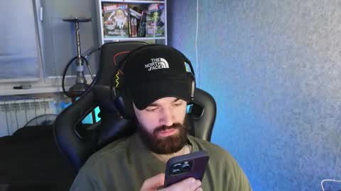 Snapshot of _serious_man chatting on 11/09/25, 06:39 Ask me online show from 11/09/25, 06:39