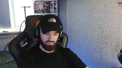 Snapshot of _serious_man chatting on 11/21/25, 11:20 Ask me online show from 11/21/25, 11:20