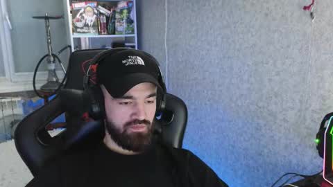 Snapshot of _serious_man chatting on 11/26/25, 05:52 Ask me online show from 11/26/25, 05:52