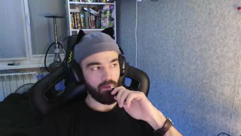 Snapshot of _serious_man chatting on 11/27/25, 05:31 Ask me online show from 11/27/25, 05:31