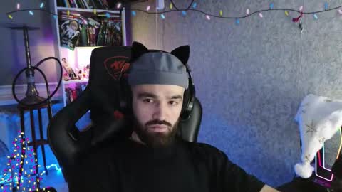 Snapshot of _serious_man chatting on 01/06/26, 01:42 Ask me online show from 01/06/26, 01:42