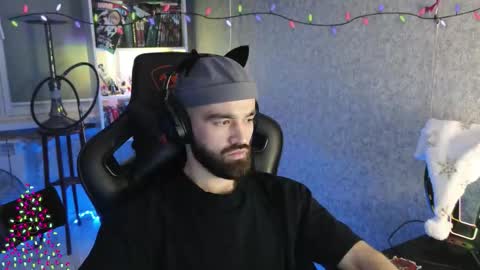 Snapshot of _serious_man chatting on 01/06/26, 02:10 Ask me online show from 01/06/26, 02:10