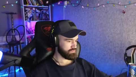 Snapshot of _serious_man chatting on 02/14/26, 11:56 Ask me online show from 02/14/26, 11:56