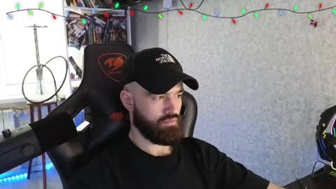 Snapshot of _serious_man chatting on 02/19/26, 07:15 Ask me online show from 02/19/26, 07:15