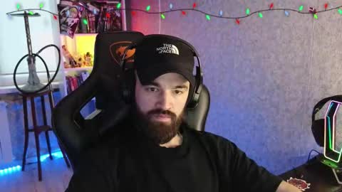 Snapshot of _serious_man chatting on 02/20/26, 05:26 Ask me online show from 02/20/26, 05:26