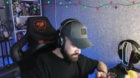 Snapshot of _serious_man chatting on 02/22/26, 12:01 Ask me online show from 02/22/26, 12:01