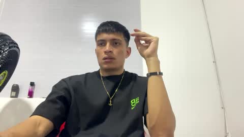 Juan Pablo-independent model online show from 01/07/25, 12:03