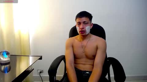 Juan Pablo-independent model online show from 02/05/25, 08:46