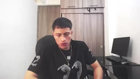 Juan Pablo-independent model online show from 02/18/25, 09:31