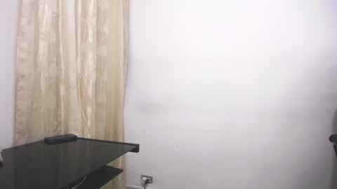 Juan Pablo-independent model online show from 02/25/25, 01:20