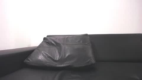 Juan Pablo-independent model online show from 02/26/25, 11:48