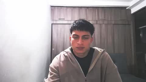 Juan Pablo-independent model online show from 03/23/26, 02:48