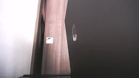 Juan Pablo-independent model online show from 04/19/26, 06:10