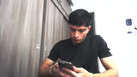 Juan Pablo-independent model online show from 05/31/26, 11:17