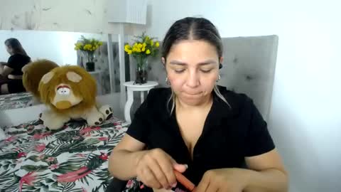 Snapshot of _sexyredhead_ chatting on 07/21/26, 12:07 KATA online show from 07/21/26, 12:07