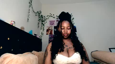 Snapshot of _sexysquirter chatting on 05/25/26, 08:37 _sexysquirter online show from 05/25/26, 08:37