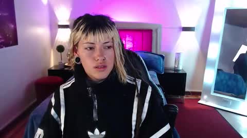 _sharlotte777 online show from 03/02/25, 01:05