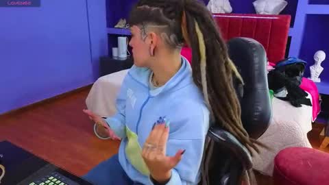 _sharlotte777 online show from 11/20/25, 02:39