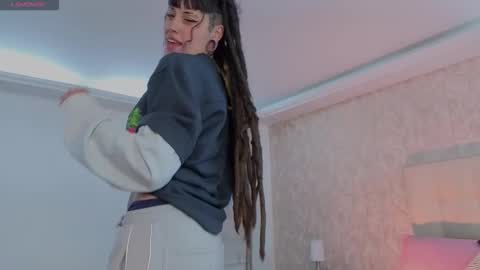 _sharlotte777 online show from 01/16/26, 12:42