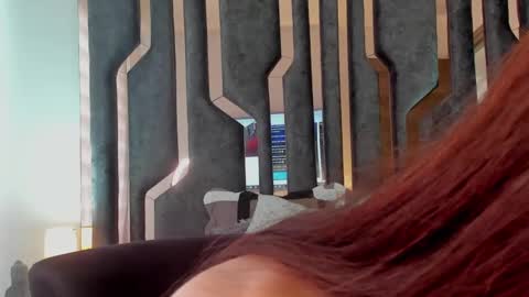 _silvia_vega_ online show from 12/11/24, 02:22