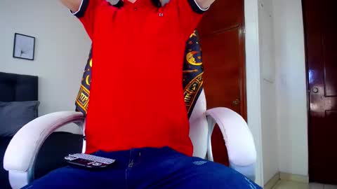 _skyleer_ online show from 09/19/25, 08:09