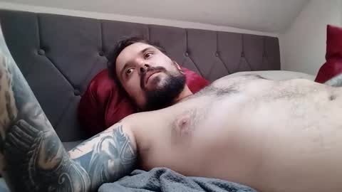 _smiley_bear27 online show from 11/27/25, 05:31