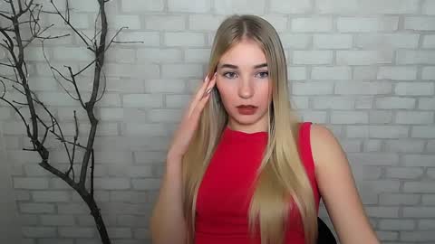 Snapshot of _snow_queen__ chatting on 12/03/24, 10:29 Rachel online show from 12/03/24, 10:29