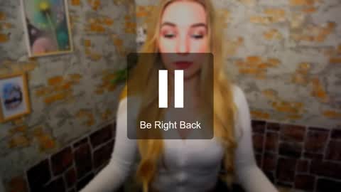 Snapshot of _snow_queen__ chatting on 02/24/25, 01:31 Rachel online show from 02/24/25, 01:31