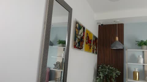 Sofia online show from 05/13/26, 11:07