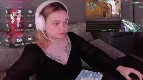Snapshot of _sofia_adam_ chatting on 07/12/26, 08:16 pups online show from 07/12/26, 08:16