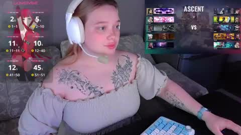 Snapshot of _sofia_adam_ chatting on 07/16/26, 07:58 pups online show from 07/16/26, 07:58
