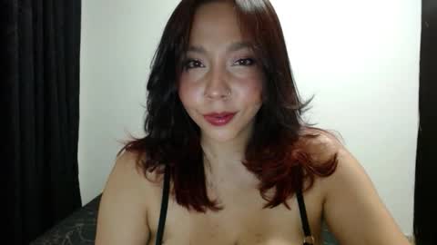 Snapshot of _sofiaparker_ chatting on 10/11/25, 08:57 Sofia Parker online show from 10/11/25, 08:57