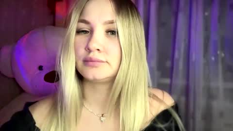 _sofiawood1_ online show from 02/26/25, 04:56