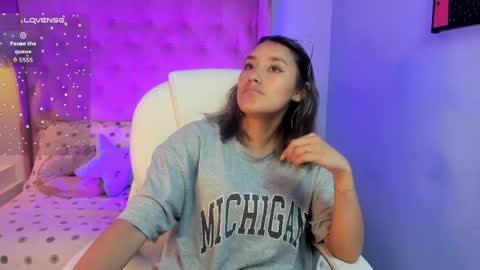 Sophie  online show from 02/13/26, 09:33