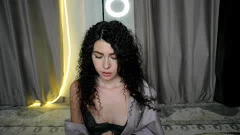 Sophy online show from 02/14/25, 02:07