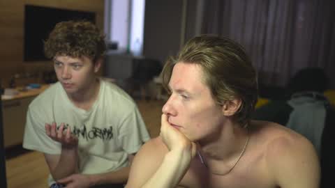 Snapshot of _sopranos_ chatting on 01/25/25, 11:55 OLIVERpvt is open online show from 01/25/25, 11:55