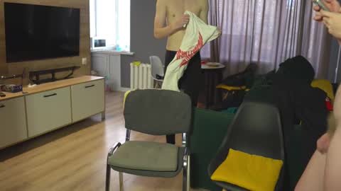 Snapshot of _sopranos_ chatting on 02/10/25, 06:53 OLIVERpvt is open online show from 02/10/25, 06:53