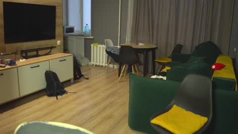 Snapshot of _sopranos_ chatting on 02/11/25, 04:01 OLIVERpvt is open online show from 02/11/25, 04:01