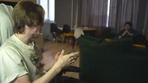 Snapshot of _sopranos_ chatting on 02/27/25, 12:13 OLIVERpvt is open online show from 02/27/25, 12:13