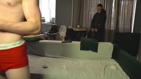 Snapshot of _sopranos_ chatting on 10/05/25, 12:03 OLIVERpvt is open online show from 10/05/25, 12:03