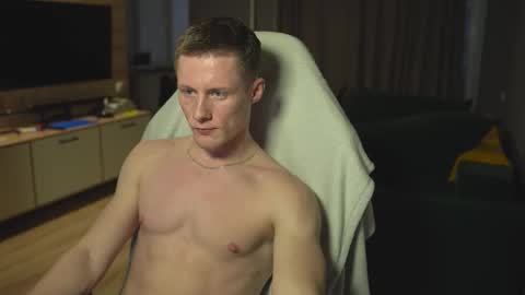 OLIVERpvt is open online show from 11/20/25, 12:05