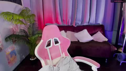 Brittany online show from 04/19/26, 10:12