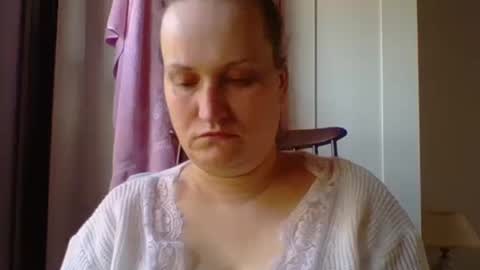 Snapshot of _squirty_pussyyy_ chatting on 03/09/25, 12:09 Melisa online show from 03/09/25, 12:09